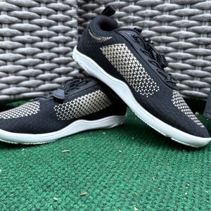 Stylish Black and White Women's Athletic Shoes